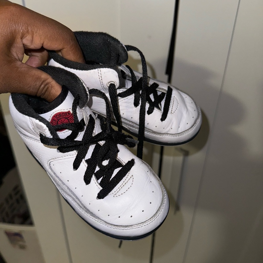 Jordan 2 Retro OG Chicago